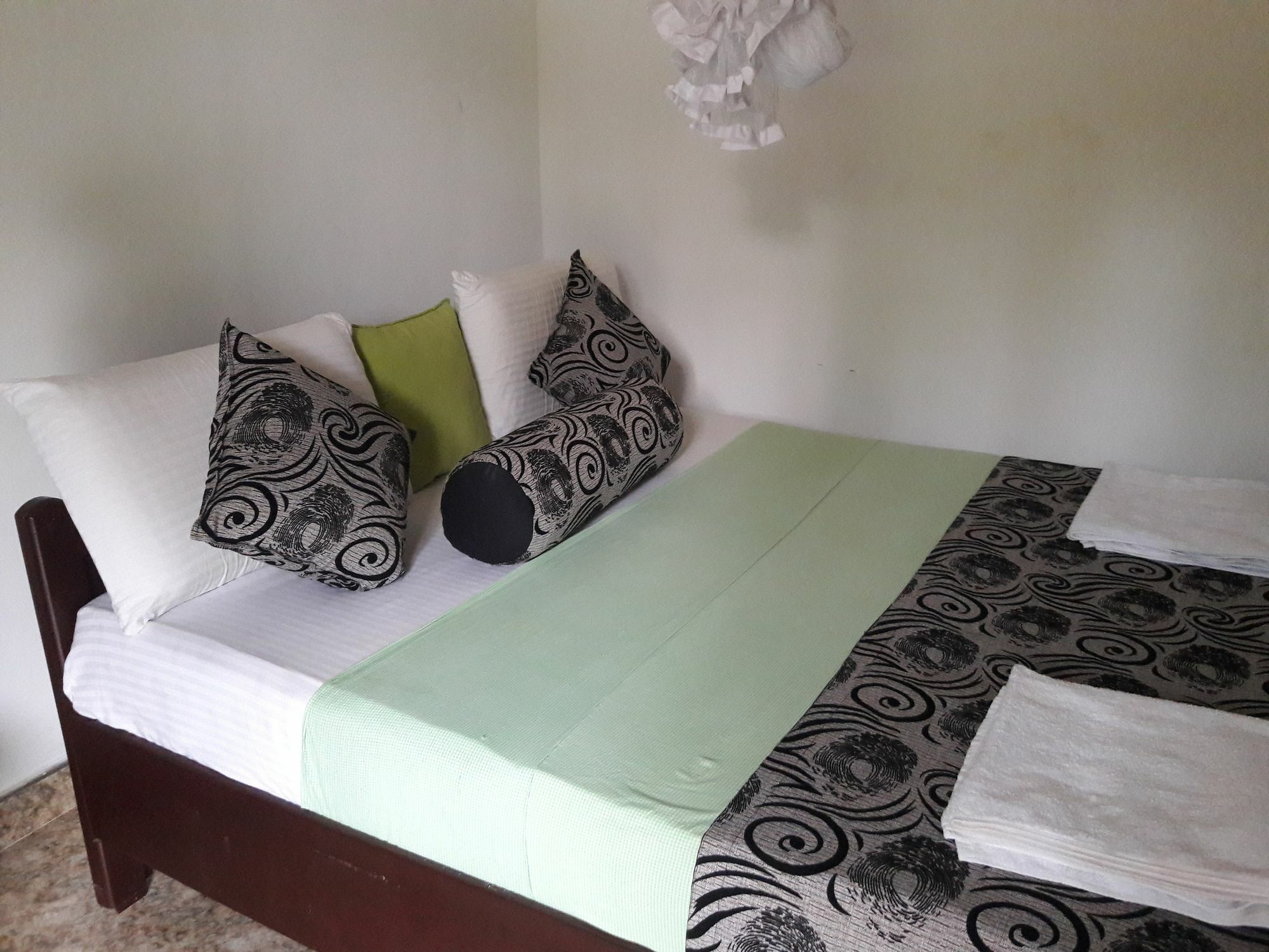 Iduwara Guest Hotel Sigiriya Bagian luar foto